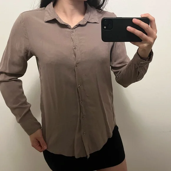 Beige blouse - Picture 2 of 3